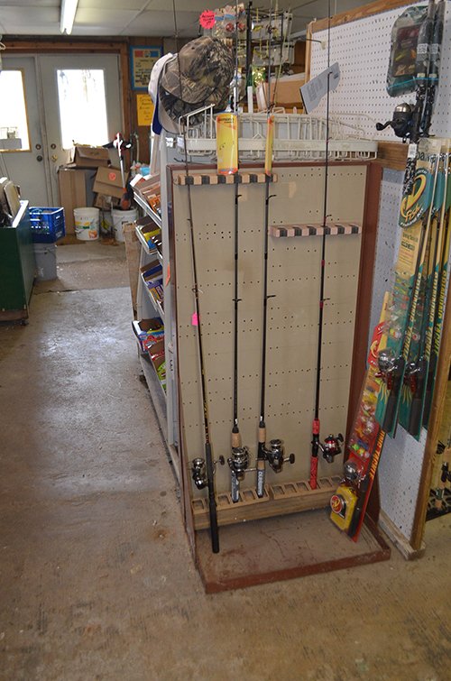 Property photo 37 - PERSONAL PROPERTY AUCTION, Smokeys Landing Inventory & Personal Property